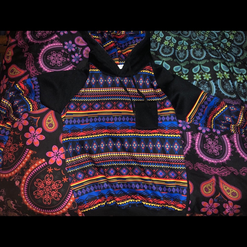 Pullover Sweatshirt, Size Small